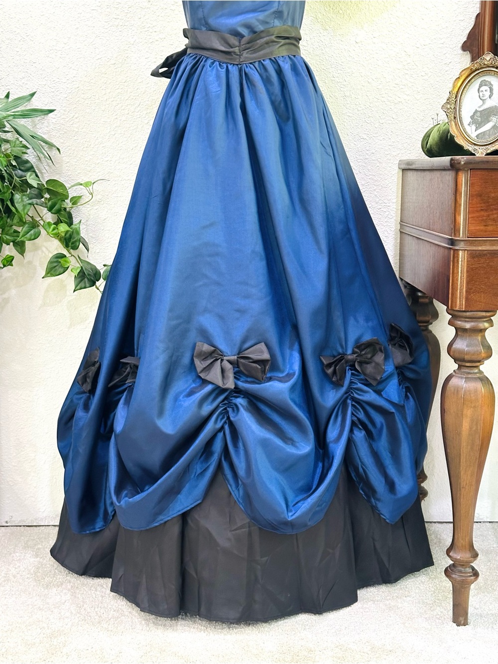 Elegant Blue Satin Maxi Ball Gown Dress - Picture 3 of 7